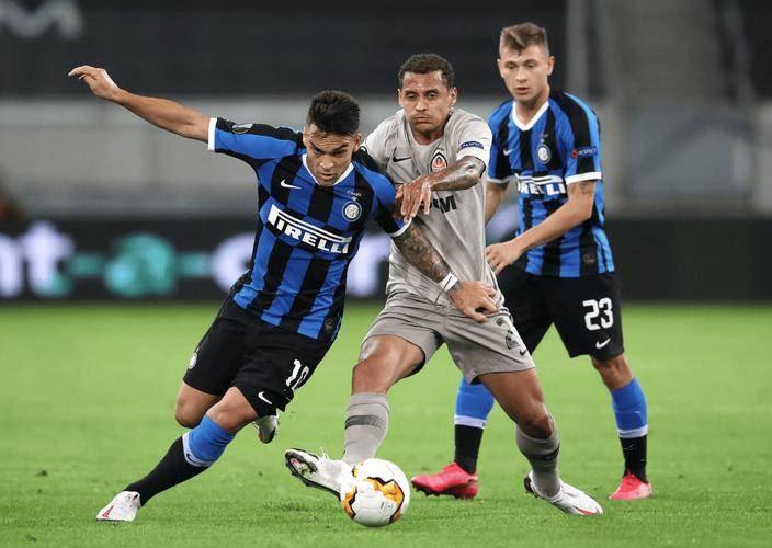 米兰体育- 米兰体育官方网站 世界杯官方指定投注平台意超杯半决赛焦点战：博洛尼亚VS国际 不败劲旅对决意甲豪门争决赛名额