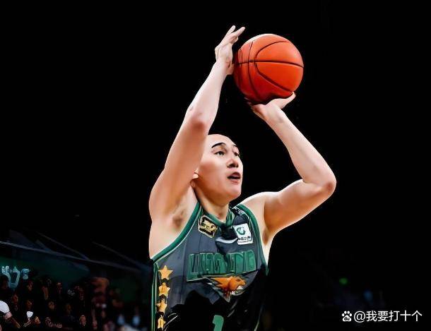 “叫扬叔 - 全网最会整活的苏超球迷  足