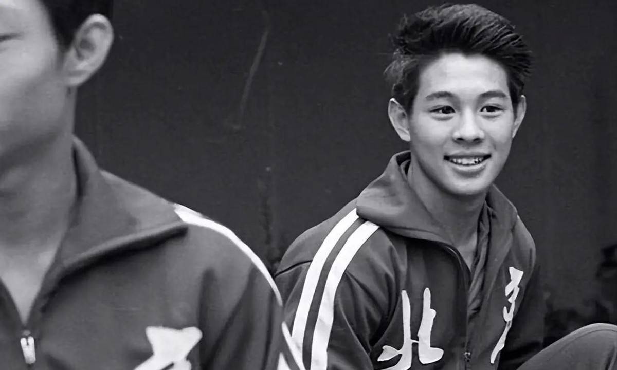 严防死守36年，利智还是输了，李连杰终是没放下被亏欠的“她们”