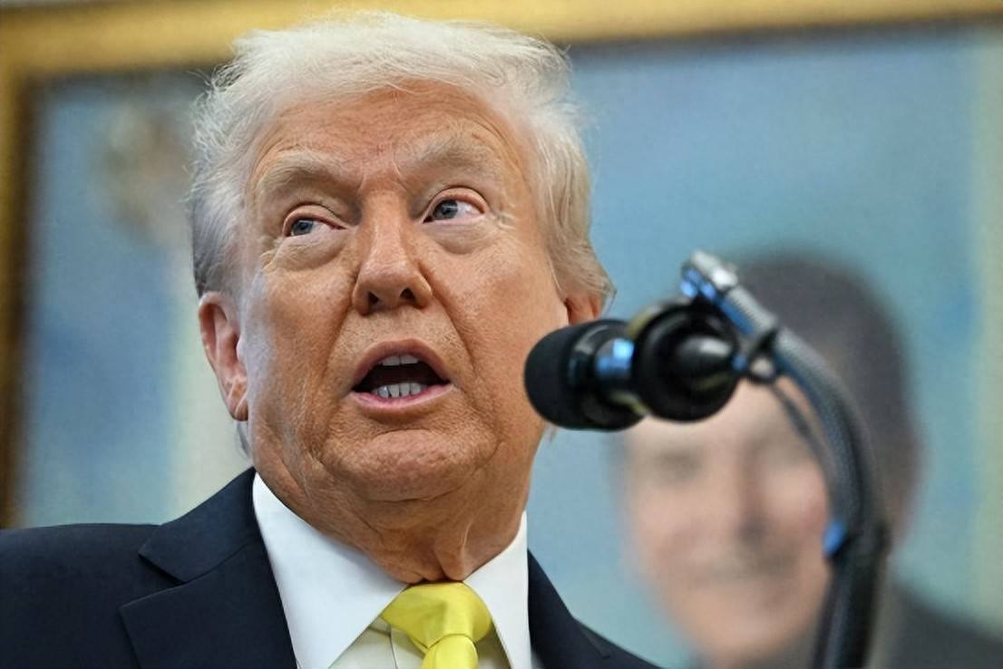 特朗普一记“耳光”打欧盟脸上，最亲美的冯德莱恩都受不了了：美国必须澄清！