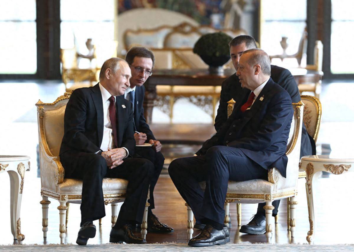 俄海军只有6艘驱逐舰，中国海军有60艘，4艘现代级能退给俄罗斯吗