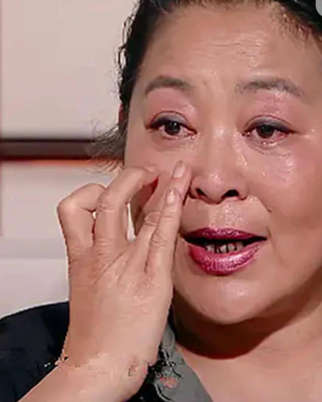 屡教不改！官方出手，这一次再多名利也“救”不了自甘堕落的倪萍