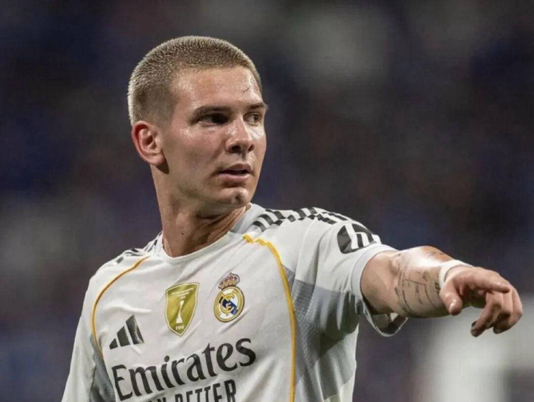 米兰体育- 米兰体育官方网站 世界杯官方指定投注平台德天空爆料：拜仁将续约核心球员切尔西瞄准麦卡蒂多队争抢内维斯！