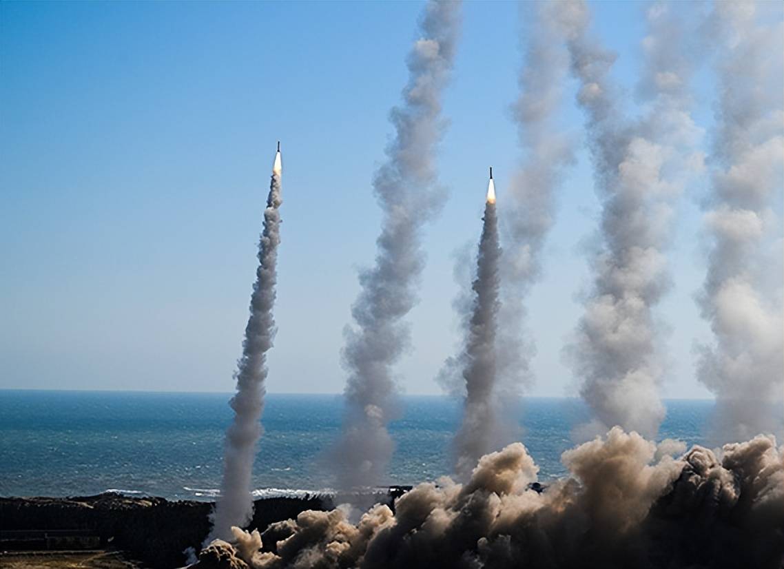 台海随时擦枪走火?台当局任命十大指挥官,叫嚣一旦解放军越界,就可决定是否开第一枪