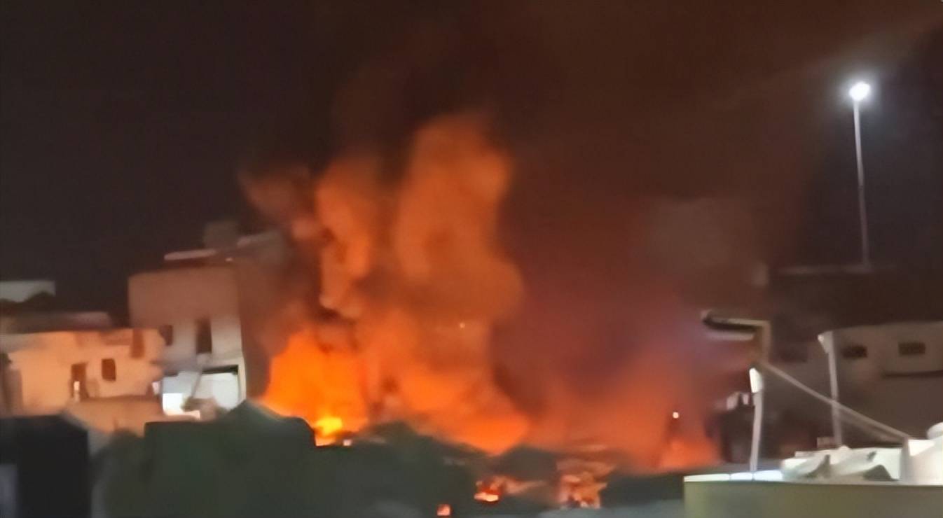 多国联军参战，沙特攻击弹药船，中方介入局势，也门全境警报拉响