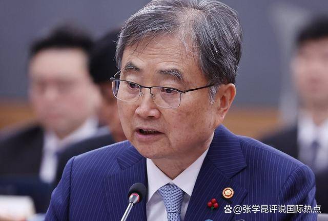 解放军台海开火,韩国说了一句话,识相的李在明,当天就收到喜讯