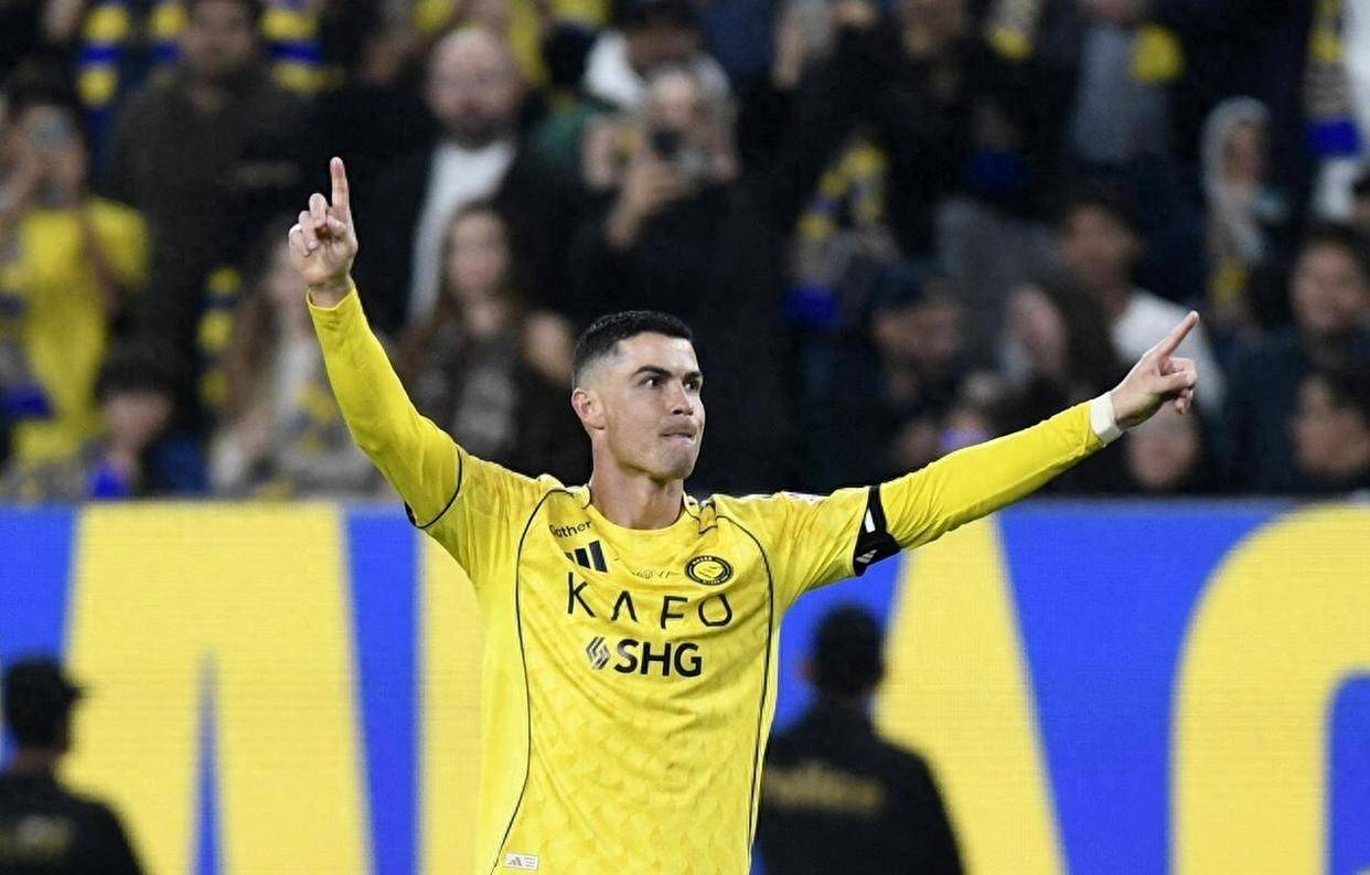 40岁C罗评分全场倒米兰体育- 米兰体育官方网站 世界杯官方指定投注平台数第三利雅得胜利首败丢榜首AC却悄悄登顶了