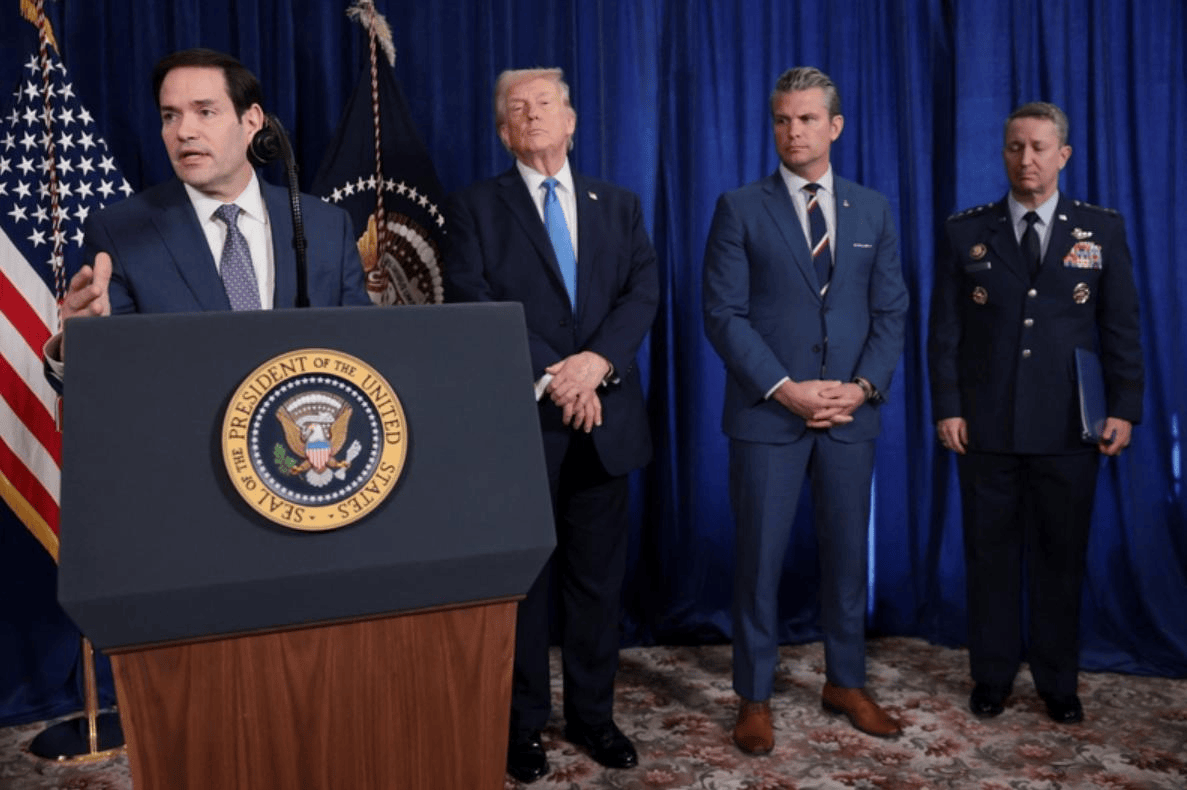 中俄要求释放马杜罗,不到24小时,特朗普动手后果来了,要被弹劾?