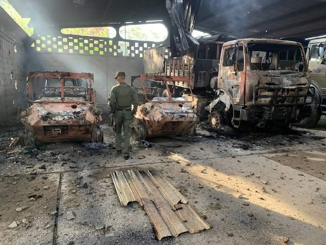 连营区都没出，中国造“山猫”军车就被炸成残骸，怪不得输这么惨