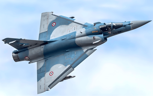 印度空军的“降维打击”:不买新飞机的三哥,狂砸87亿买炸弹