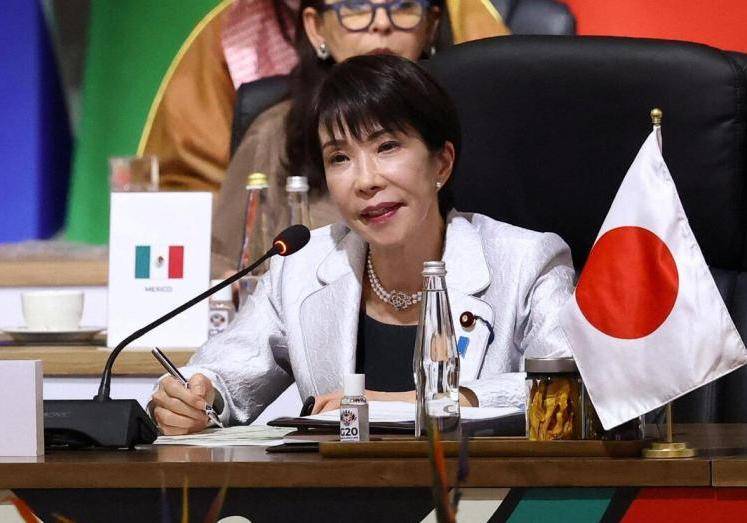 接连打出反制王牌，日本抗议无效，国企已通知日企，暂停签订新合同，高市怕什么来什么