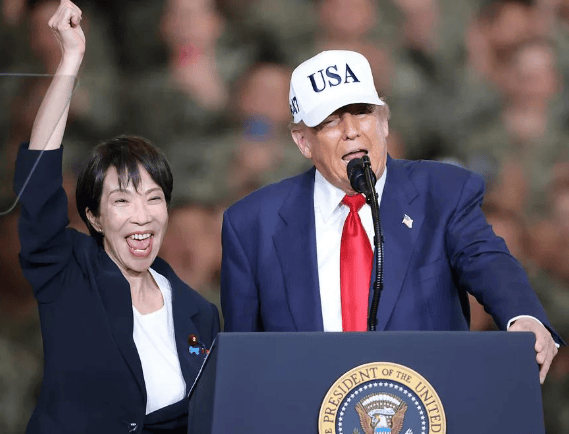 当不成首相了？中方要求日本全面解除武装后，高市早苗宣布解散众议院