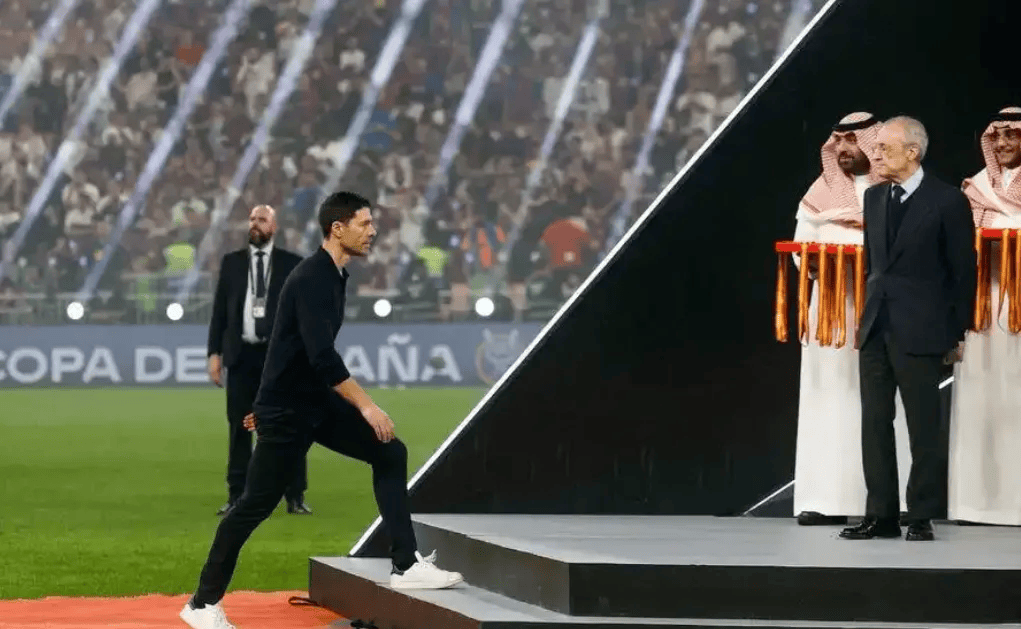 西甲联赛免费高清直播＋实时赛程积分榜＋竞彩预测全覆盖（2025赛季）阿隆索皇马执教8个月告终；名宿卡里克即将“回家”执掌曼联