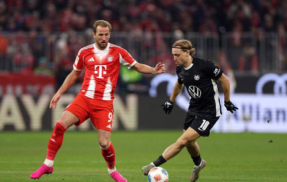 26场攻入35球！拜仁神锋续约谈判开启巴萨英超联赛免费高清直播+实时赛程+积分预测（2025赛季全覆盖）虎视眈眈英超纪录能否破裂？