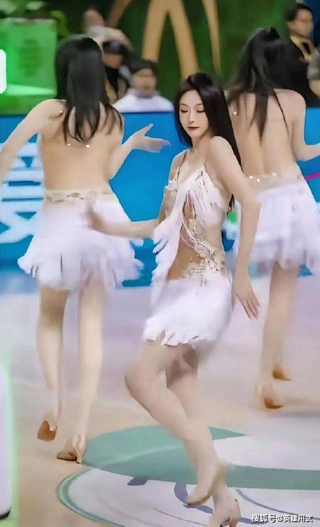 U23亚洲杯_U23亚洲杯直播_赛事直播LIVE既能说“20分算个屁”又能40分溃败真的是从神到神经到神经质并不遥远