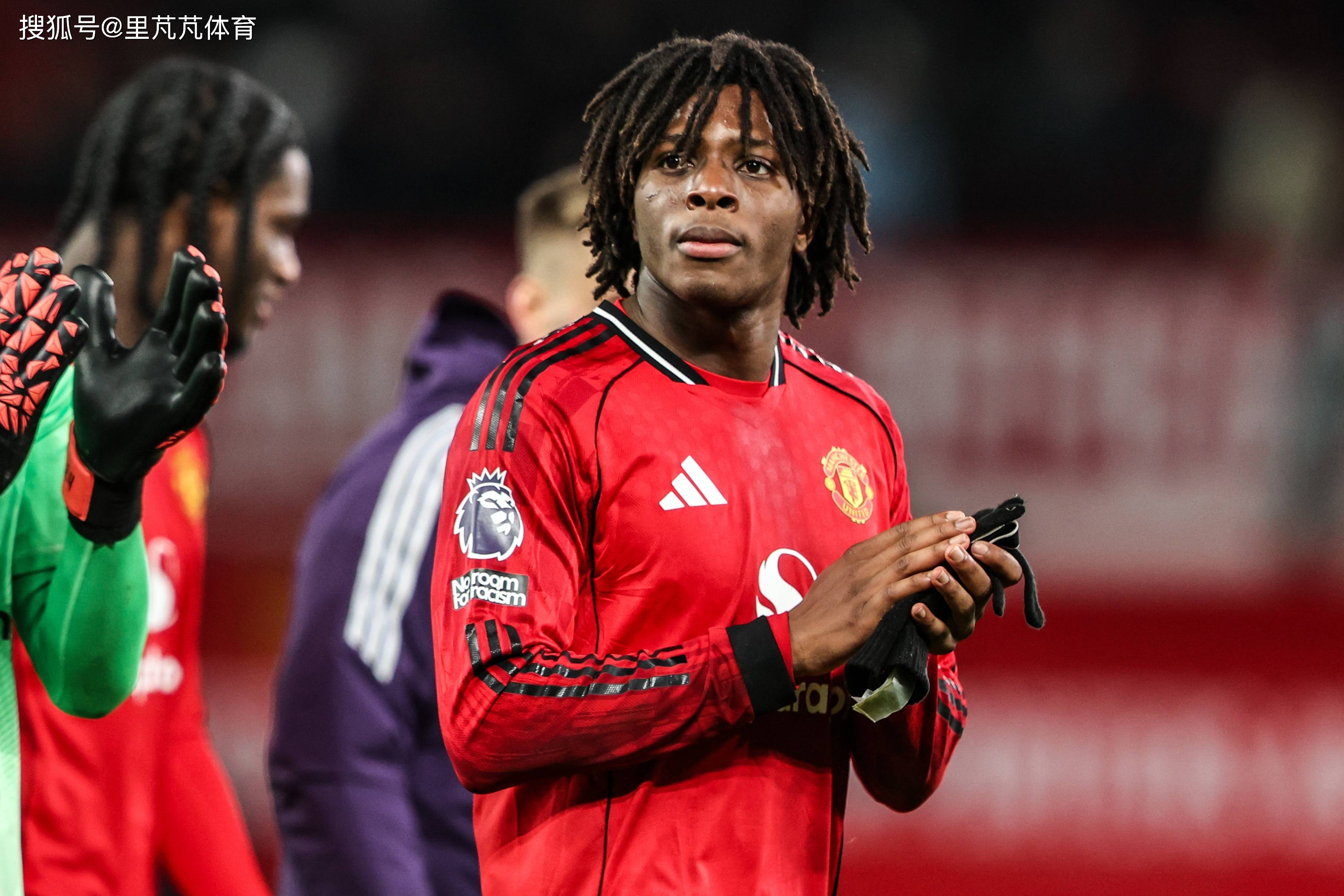 原创             一日英超动向：曼城官宣水晶宫队长加入，曼联飞翼近几轮证实自己