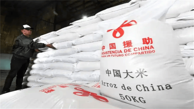 美军痛下杀手，年前就要“开战”？中国紧急驰援，巨舰直奔古巴