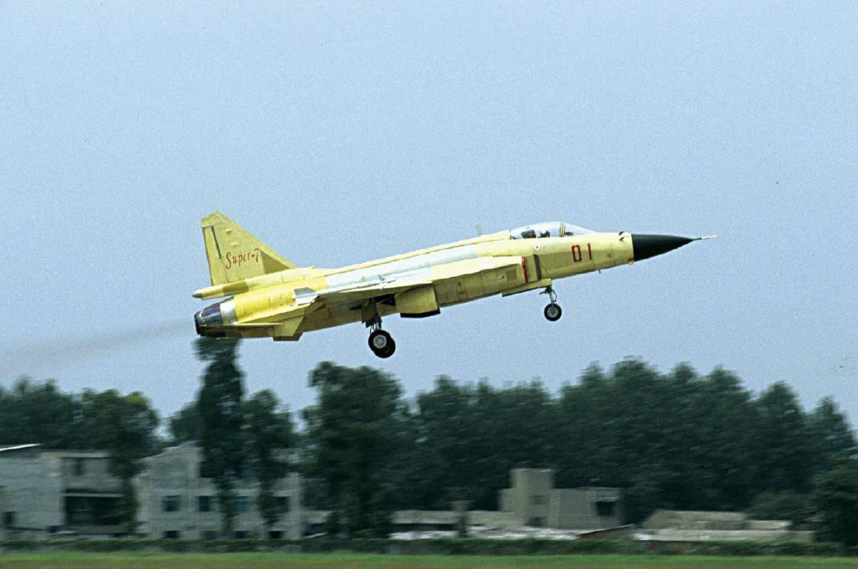 枭龙生产线,全部在巴基斯坦,卖出的枭龙战斗机,中国有得赚吗?