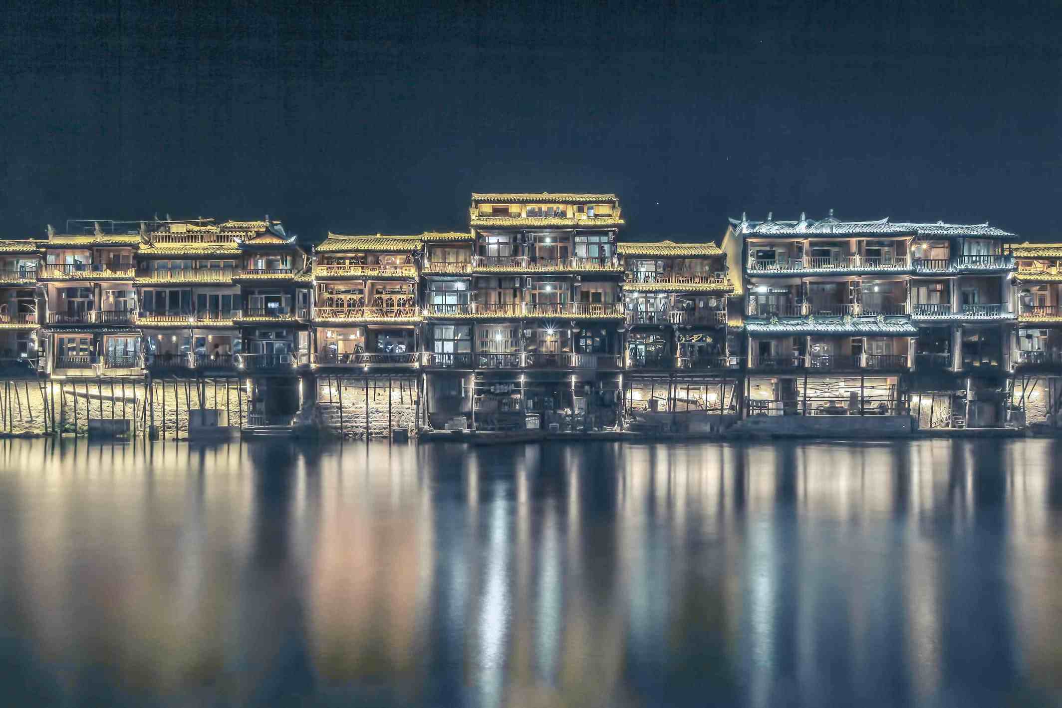 苏州南通出发湖南全景游报价张家界Bina