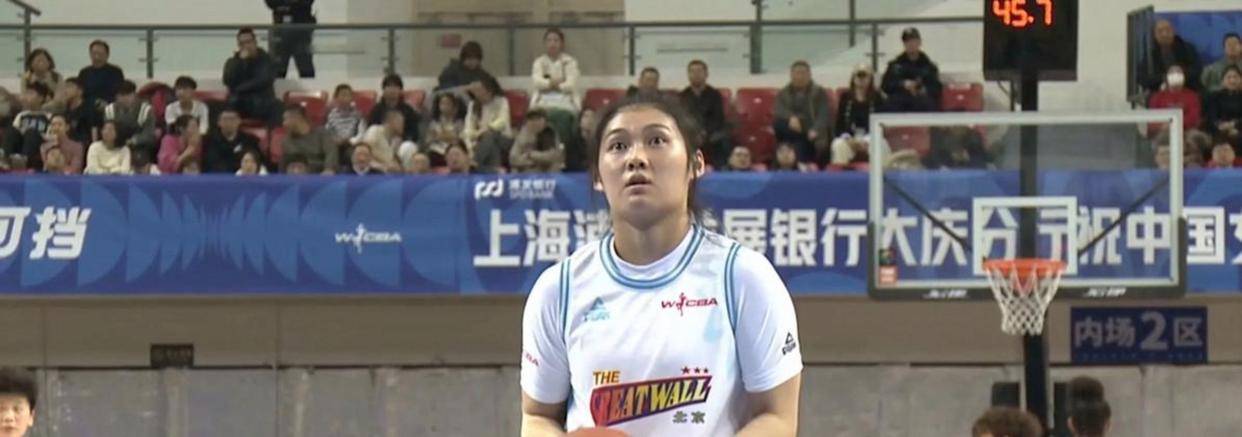 NBA职业联赛中文官网__实时赛程比分+球队资讯看女篮比赛2月9日晚19点30分WCBA杯分组赛在黑龙江哈尔滨举行广东东莞新彤盛女篮对阵江苏南钢争锋