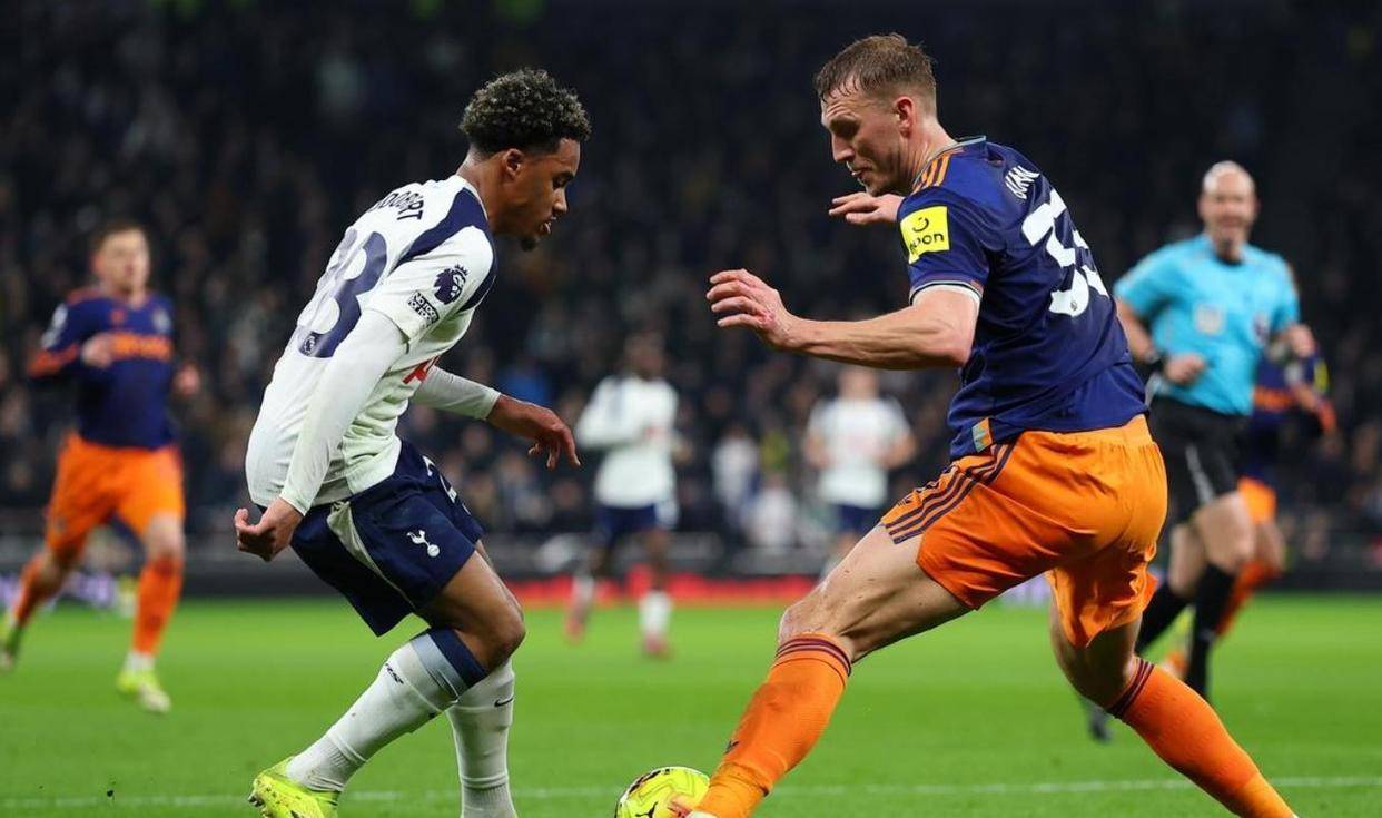 1-2！英超劲旅主场爆冷8轮不胜太难堪87亿欧豪阵已经成为笑话英格兰足球超级联赛