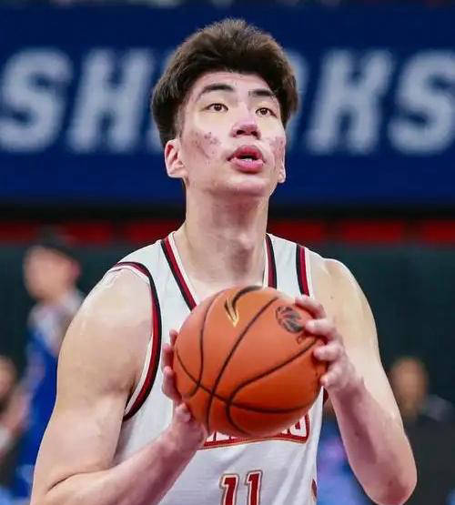 欧洲篮球联赛中文网__赛程比分+球队资讯+盘口分析余嘉豪确认缺席集训或直接赶赴日本助