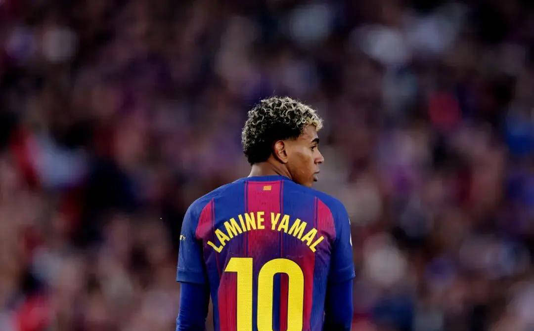 18岁2亿欧身价背西班牙足球甲级联赛后的线天连负关键人物并非亚马尔