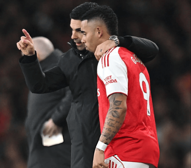 一周30万英镑萨卡凭什么拿英超联赛免费高清直播+实时赛程+积分预测（2025赛季全覆盖）顶薪？曝阿森纳中场核心很不满