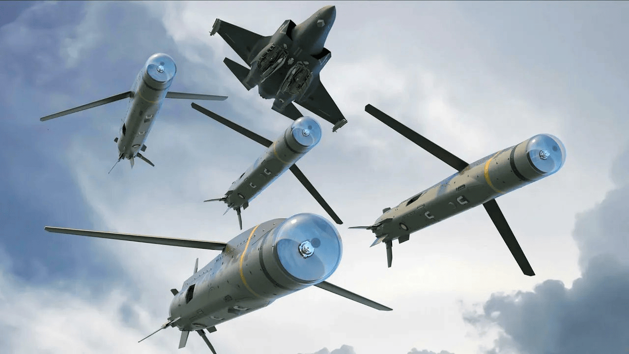 有三种制导方式！美军舰载机配备精确打击新神器，抗干扰太强了