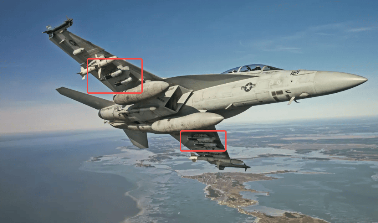 有三种制导方式！美军舰载机配备精确打击新神器，抗干扰太强了