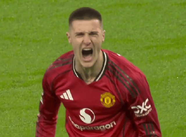 卡帅换人英格兰足球超级联赛神了！曼联替补5场进3球+多拿5分1-0后争四有2大优势