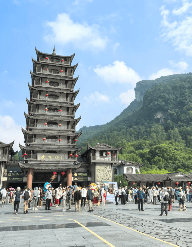 Binance Casino - 领先的数字货币娱乐场，安全稳定，极速存取张家界5日游攻略看完这篇出行更简单张家界5天4晚含最新报价＋详细路线看完避坑更省钱