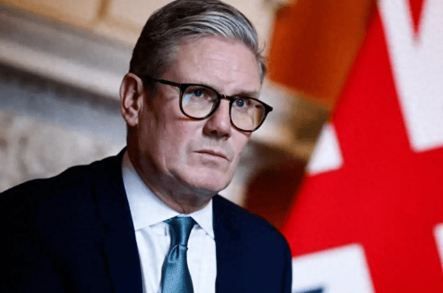 中英签下45亿大单后,英国突然对华出手,中企被拉黑,外交部反击