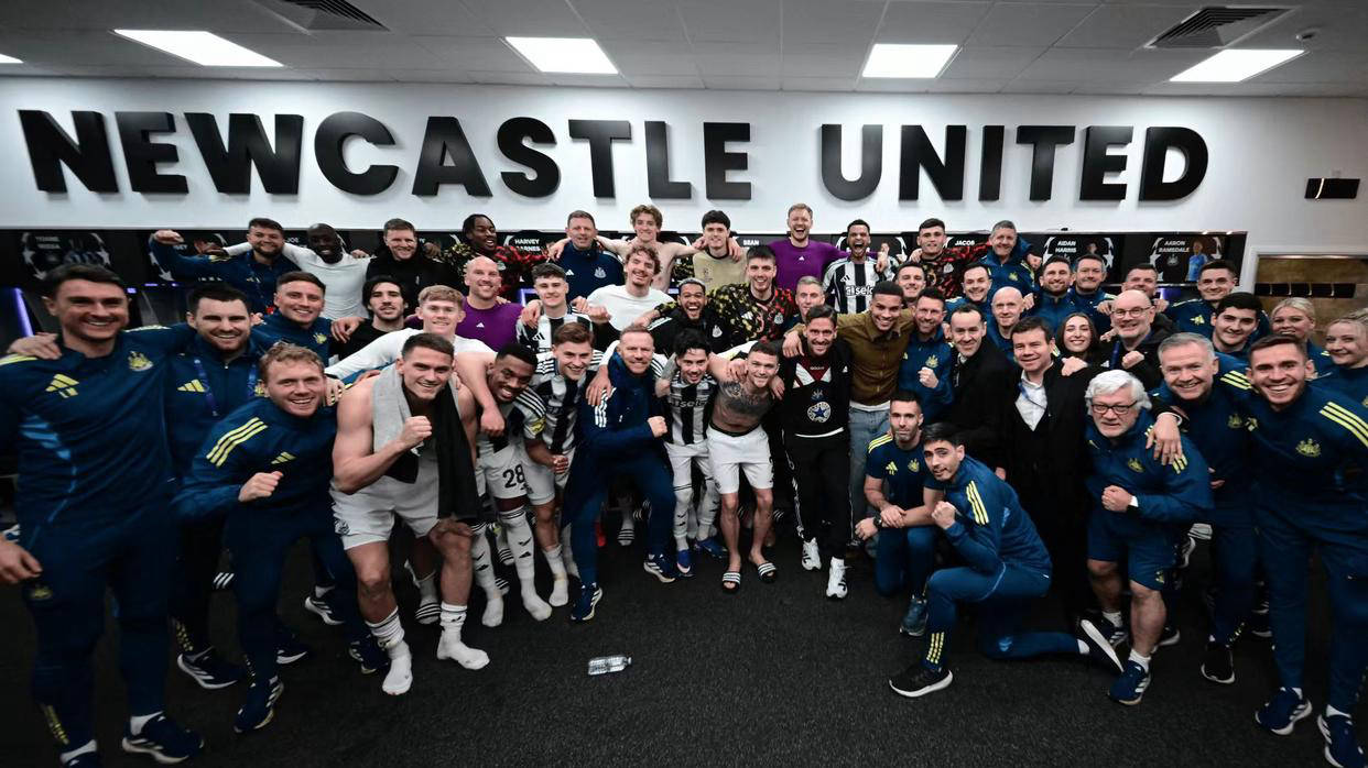 欧冠十六强揭英格兰足球超级联赛晓：英超霸权崛起新时代大魔王呼之欲出