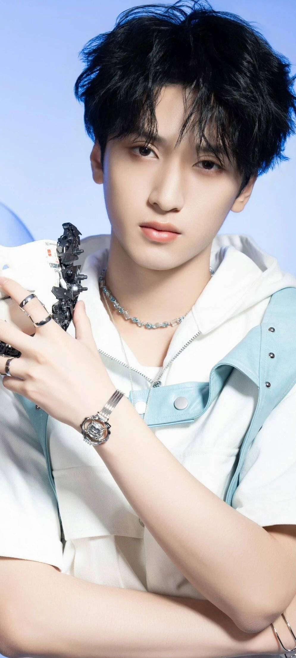 模糊商K视频炸翻内娱！刘昊然甩行程硬刚造谣郭麒麟有前科却争议最小严浩翔拿实锤竟遭全网黑？-第3张图片-