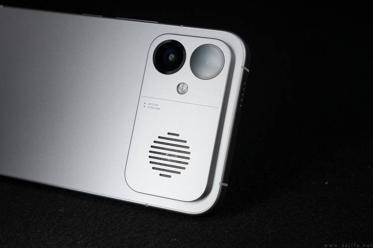 REDMI K90 Max评测：更纯粹的性能大魔王