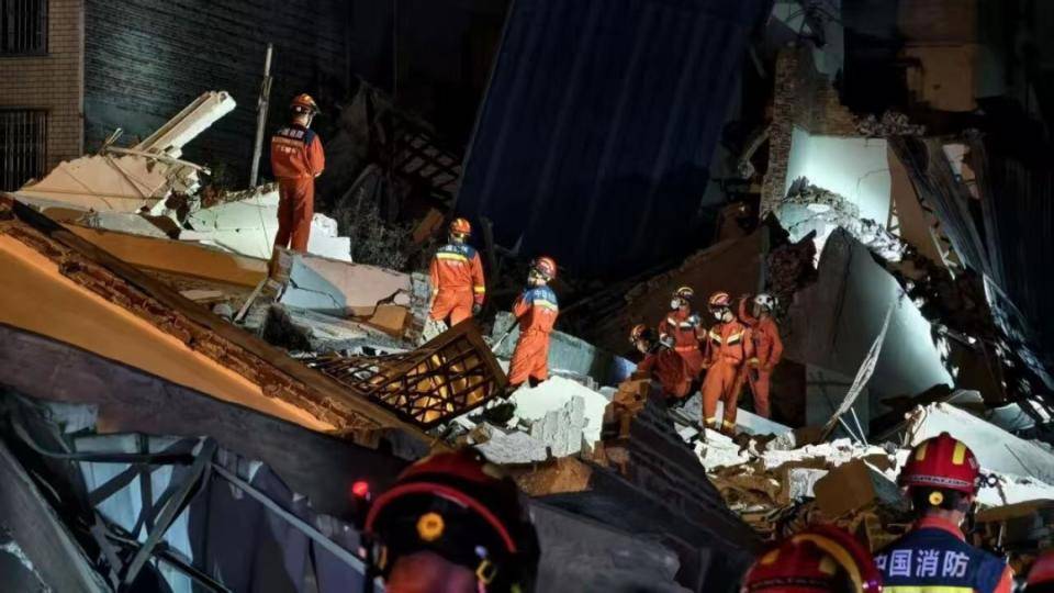 
            5.2级打出7度破坏力！柳州地底敲了4次门，没人开