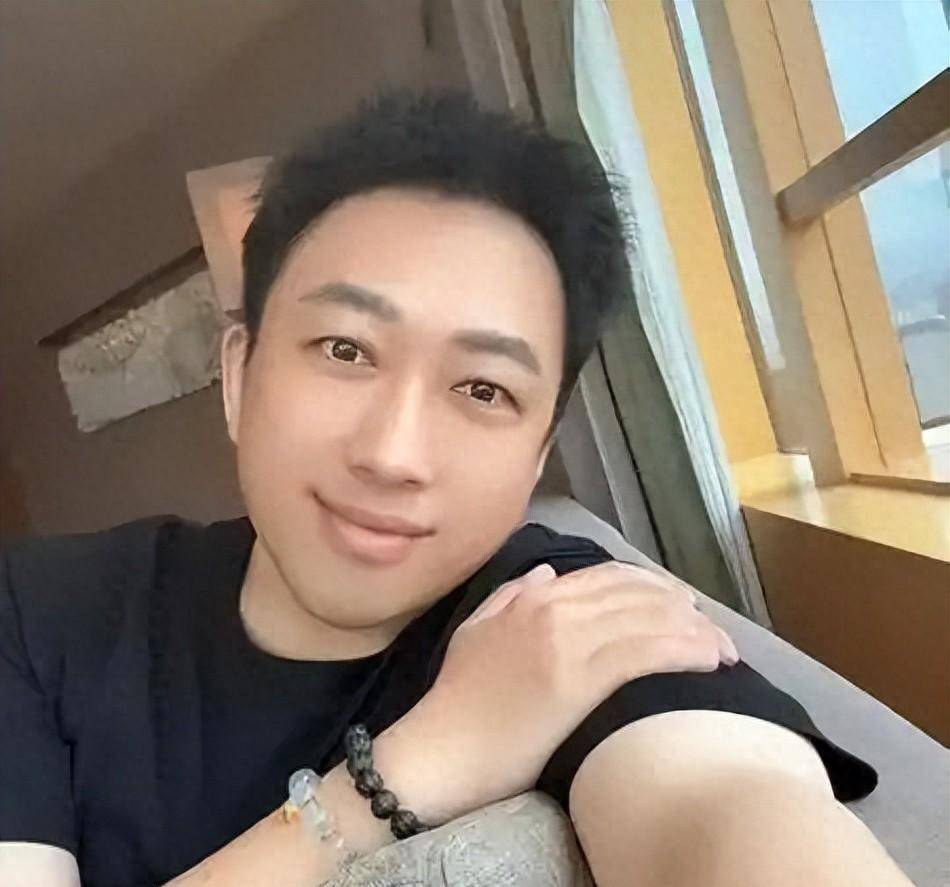 1天4个瓜！离婚、败诉、被逼发私密照、韩红风波反转个个离谱