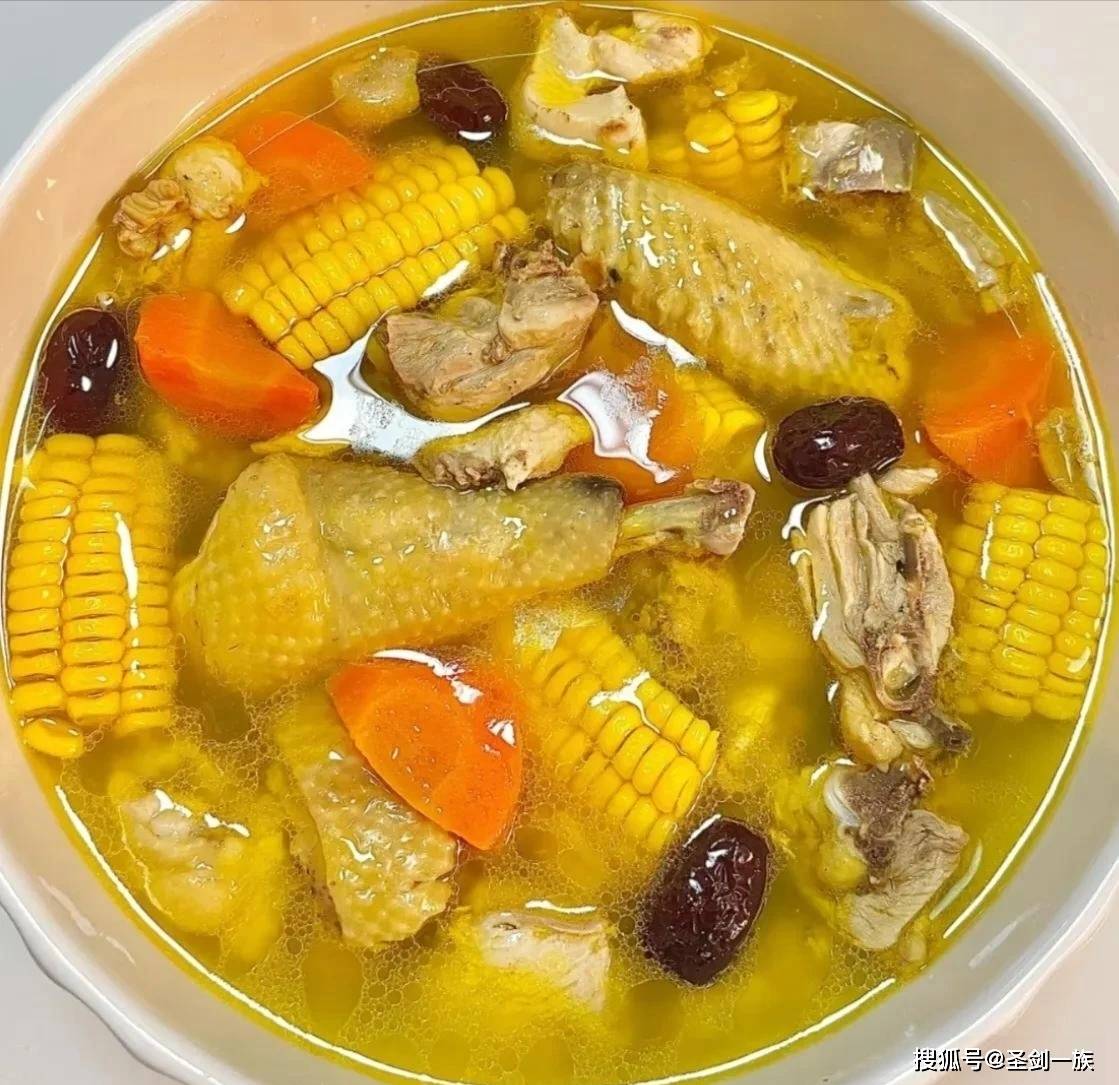 药补不如食补，50岁后，8道菜建议多吃，护肝养肝好心态更显年轻