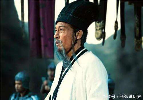 
        诸葛亮看中的接班人并不是姜维，而是他，历史证明诸葛亮没有看错