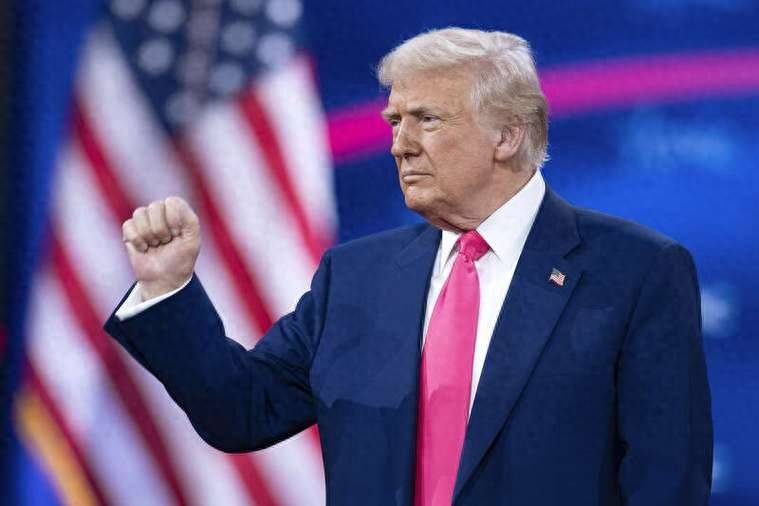 
        美军现役中将交底，中国实力绝非接近美国，而是早与美国平起平坐