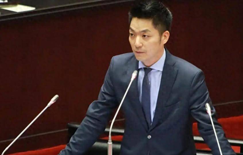
        蒋万安回应DNA争议，大陆四字回击赖清德，蓝白破裂绿营内耗