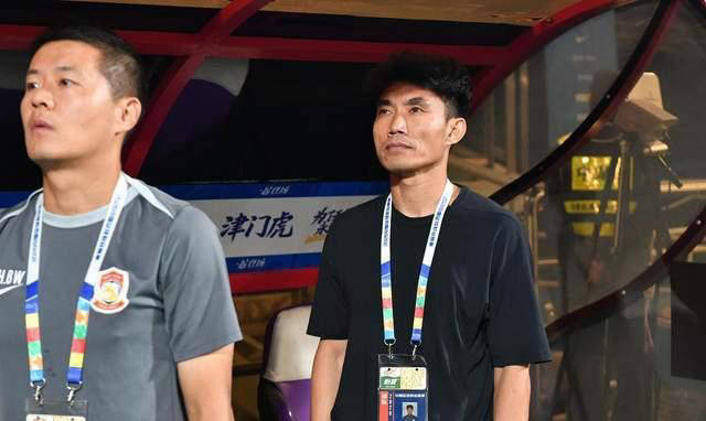 青岛西海岸 vs 大连英博