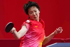亚运会-国乒女团两连胜 王曼昱输球孙颖莎两分图1
