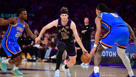NBA-湖人VS雷霆 詹姆斯持球突破