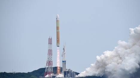 日本H3火箭6号机发射成功 首次去掉两侧助推器