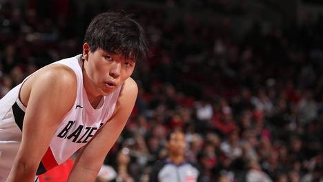 落石砸车致司机死亡案家属提百万赔偿