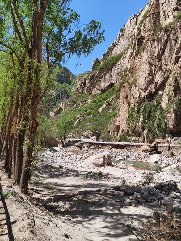 杭州多地自来水质异常原因亟待公布