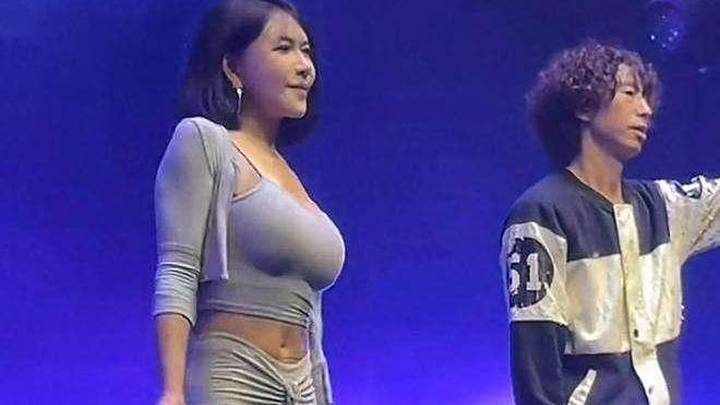 庞麦郎深圳演唱会来了约400名听众,你觉得符合大众审美吗?