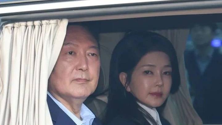 韩媒报道,金建希住院接受治疗是因为其长期疾患,你相信吗?